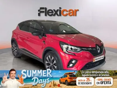 Usado Renault Captur Engineered 145 CV (106 kW) 2023 Rojo SUV