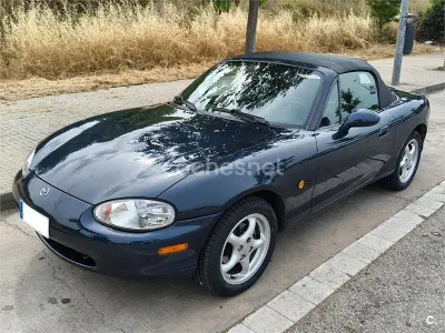 Usado Mazda MX5 Exclusive 110 CV (80 kW) 2000 Azul Descapotable