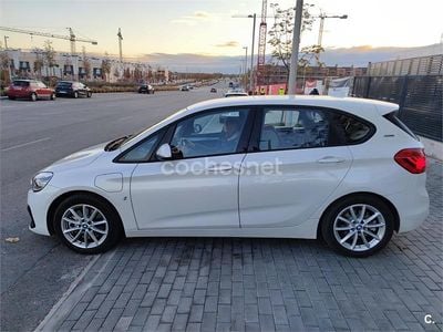 Usado BMW 225 Active Tourer iPerformance 224 CV (164 kW) 2019 Blanco Monovolumen