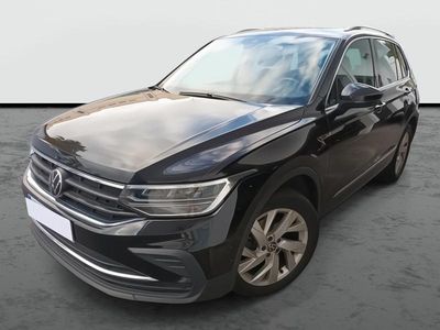 Usado VW Tiguan 130 CV (95 kW) 2022 Negro profundo efecto perla SUV