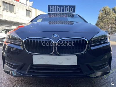 Usado BMW 225 Active Tourer 220 CV (161 kW) 2021 Negro Monovolumen