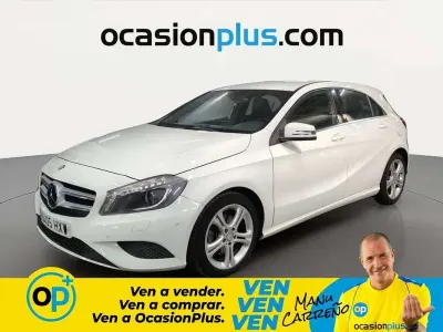 Usado Mercedes A200 Style 136 CV (100 kW) 2014 Blanco Utilitario