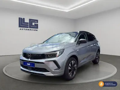 Usado Opel Grandland X 130 CV (95 kW) 2022 Gris / plata SUV