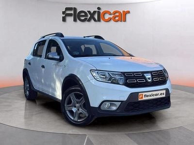 Blanco Usado 2017 Dacia Sandero Lauréate Utilitario | 9690 € (Precio justo)