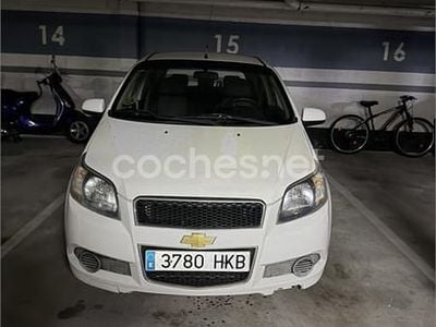 Usado Chevrolet Aveo LS 84 CV (61 kW) 2012 Blanco Berlina