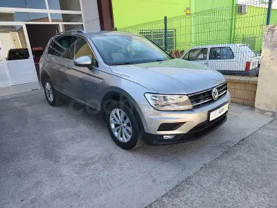 Usado VW Tiguan Advance 150 CV (110 kW) 2017 Gris / plata SUV