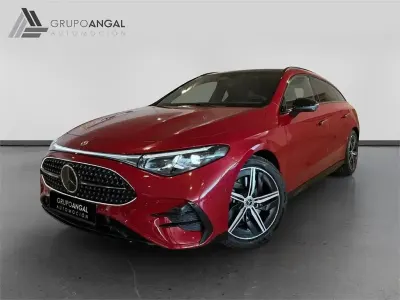 Nuevo Mercedes CLA220 190 CV (139 kW) 2026 Rojo Berlina