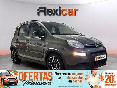 Usado Fiat Panda 70 CV (51 kW) 2022 Gris Utilitario