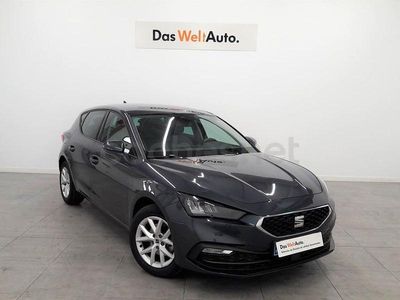 Usado Seat Leon Style 116 CV (85 kW) 2025 Gris / plata Berlina