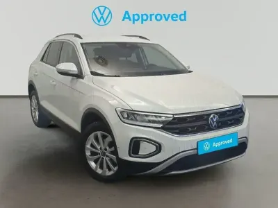Usado VW T-Roc Life 110 CV (80 kW) 2023 Blanco SUV