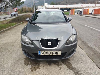 Usado Seat Leon Copa 90 CV (66 kW) 2012 Gris / plata Berlina