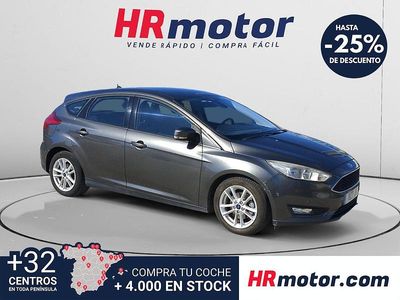 Usado Ford Focus Trend+ 125 CV (91 kW) 2015 Gris Berlina