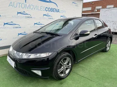 Usado Honda Civic Comfort 83 CV (61 kW) 2008 Negro Berlina