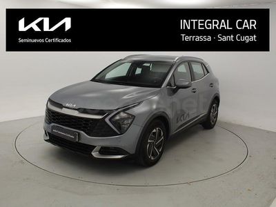 Usado Kia Sportage 136 CV (100 kW) 2024 Gris / plata SUV