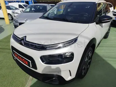 Usado Citroën C4 Feel 99 CV (72 kW) 2018 Blanco Berlina