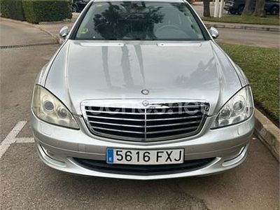 Usado Mercedes S320 204 CV (150 kW) 2006 Gris / plata Berlina