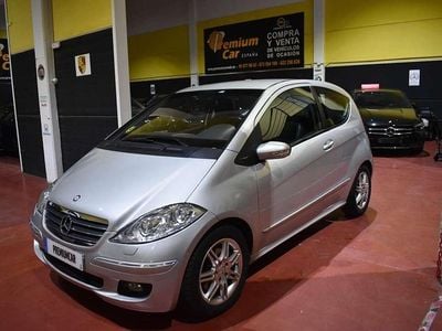 Plateado Usado 2006 Mercedes A200 Avantgarde Utilitario | 5990 € (Precio justo)
