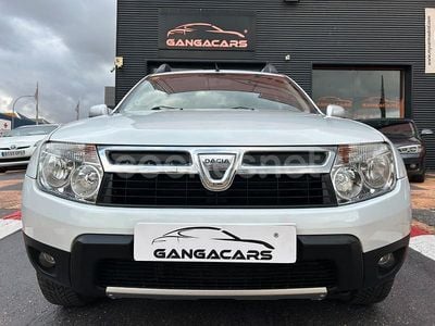 Usado Dacia Duster Lauréate 105 CV (77 kW) 2012 Blanco SUV