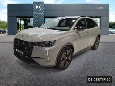 Usado DS Automobiles DS7 Crossback Performance 225 CV (165 kW) 2023 Gris / plata SUV