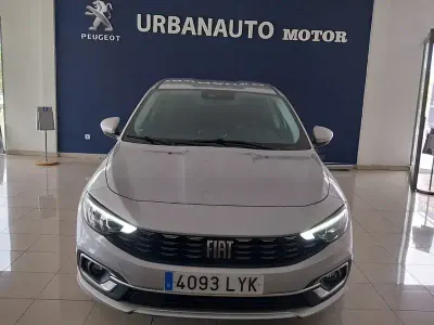 Usado Fiat Tipo City Life 130 CV (95 kW) 2022 Gris / plata Berlina