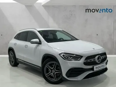 Usado Mercedes GLA200 150 CV (110 kW) 2020 Blanco SUV