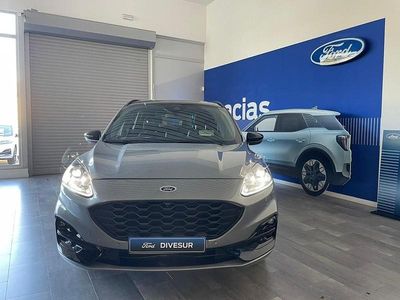 Usado Ford Kuga ST-Line X 150 HP (110 kW) 2023 Prateado SUV