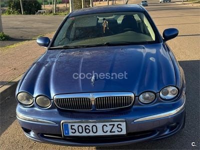Usado Jaguar X-type Classic 130 CV (95 kW) 2004 Azul Berlina
