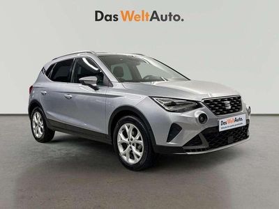 Plateado Usado 2024 Seat Arona FR SUV | 21.200 € (Precio justo)