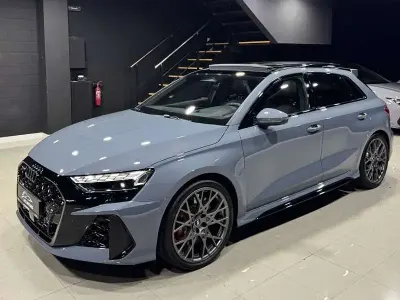 Nuevo Audi RS3 Sportback Premium 400 CV (294 kW) 2026 Azul Utilitario