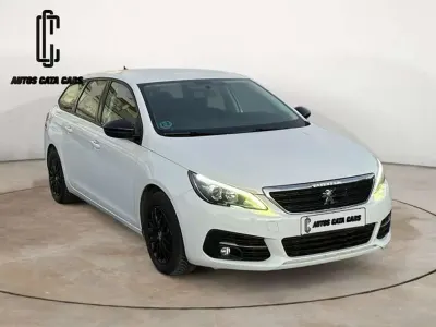 Używany Peugeot 308 SW Access 99 KM (72 kW) 2018 Biały Kombi