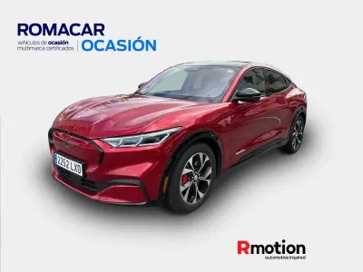 Usado Ford Mustang Mach-E Premium 247 kW (337 CV) 2022 Rojo lucid (metalizado) SUV