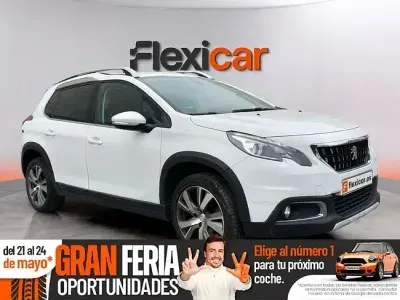 Käytetty Peugeot 2008 Allure 130 HP (95 kW) 2019 Valkoinen Katumaasturi
