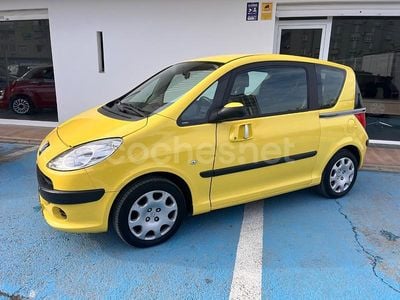 Amarillo Usado 2005 Peugeot 1007 Monovolumen | 3990 € (Precio justo)