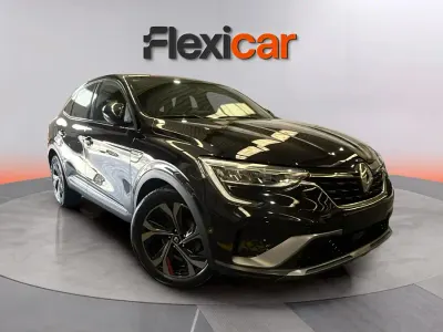 Usado Renault Arkana RS Line 140 CV (102 kW) 2021 Negro SUV