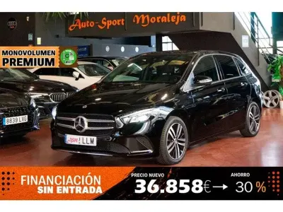 Usado Mercedes B200 150 CV (110 kW) 2020 Negro Monovolumen