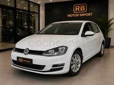 Usado VW Golf VII Advance 125 CV (91 kW) 2015 Blanco Berlina
