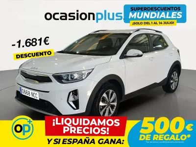 Usado Kia Stonic 100 CV (73 kW) 2025 Blanco SUV