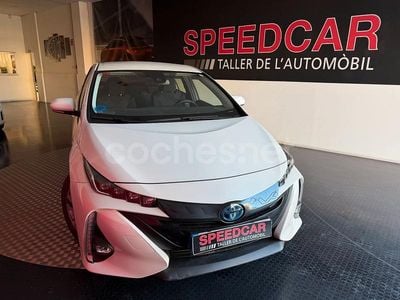 Blanco Usado 2021 Toyota Prius Advance Berlina | 22.900 € (Precio justo)