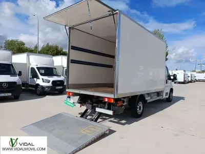 Usado Fiat Ducato 131 CV (96 kW) 2021 Blanco Van