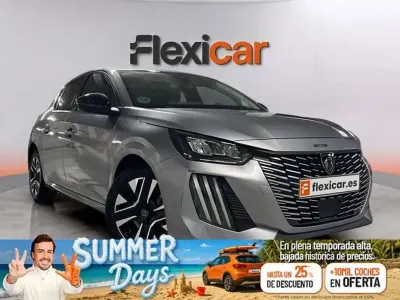 Usado Peugeot 208 Allure 101 CV (74 kW) 2025 Gris Utilitario