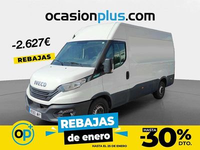 Blanco Usado 2023 Iveco Daily Berlina | 28.900 €