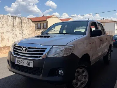 Usado Toyota HiLux 144 CV (105 kW) 2014 Blanco Pickup/Camioneta