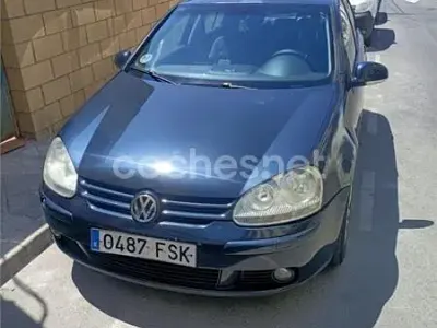 Usado VW Golf V 105 CV (77 kW) 2007 Negro Berlina