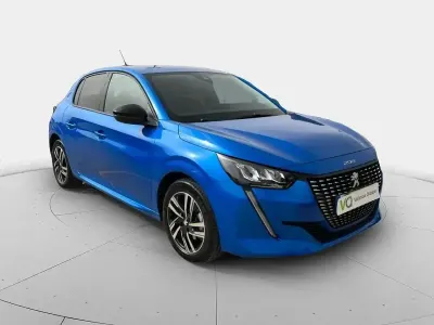 Usado Peugeot 208 Allure 101 CV (74 kW) 2023 Azul Utilitario
