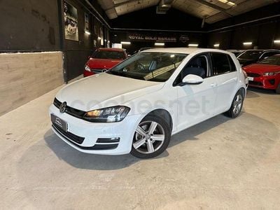 Käytetty VW Golf VII Advance 122 HP (89 kW) 2014 Valkoinen Sedan