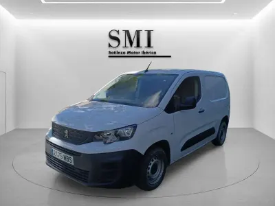 Usado Peugeot Partner S 102 CV (75 kW) 2022 Blanco Monovolumen