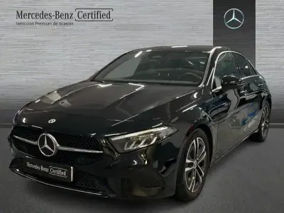 Usado Mercedes A200 163 CV (119 kW) 2023 Negro noche
