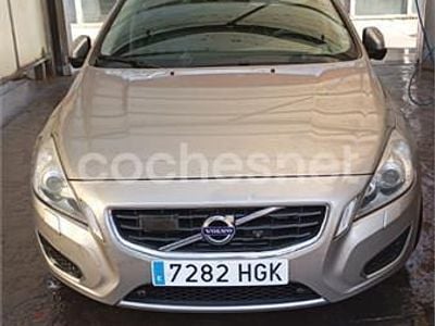 Usado Volvo S60 Summum 240 CV (176 kW) 2011 Gris / plata Berlina