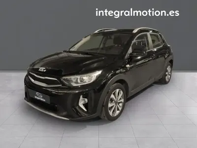 Usado Kia Stonic 100 HP (73 kW) 2022 Preto SUV