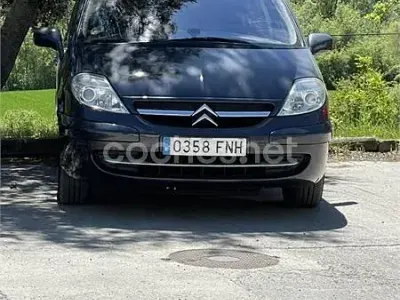 Usado Citroën C8 Exclusive 138 CV (101 kW) 2007 Negro Monovolumen